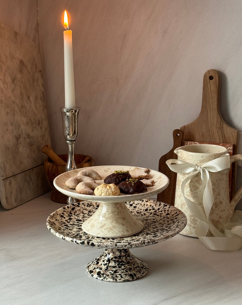 Etagere «VONGOLE» groß – Handgemachte Keramik aus Italien – arrabbiata