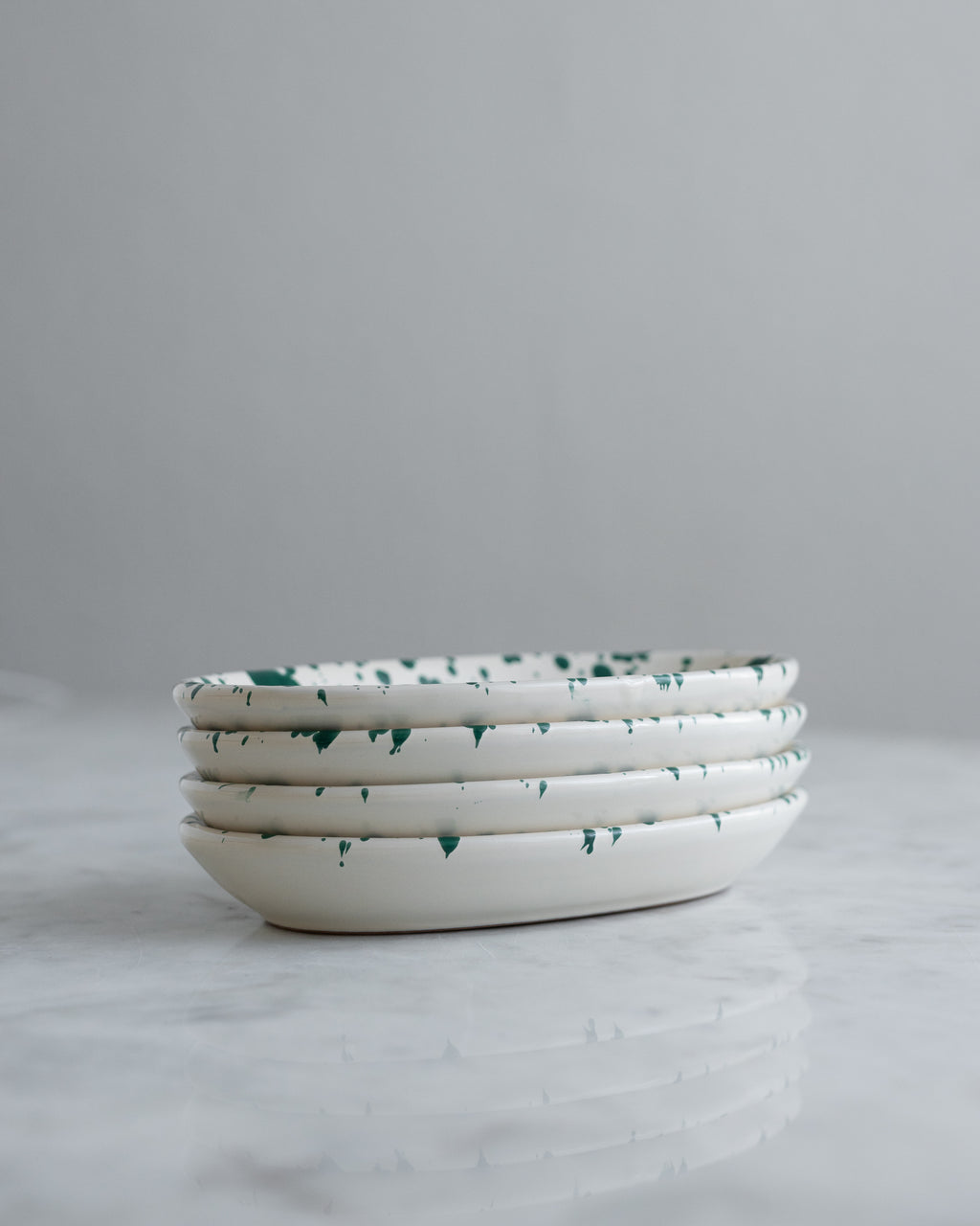 Teller oval «CLUBHAUS» klein